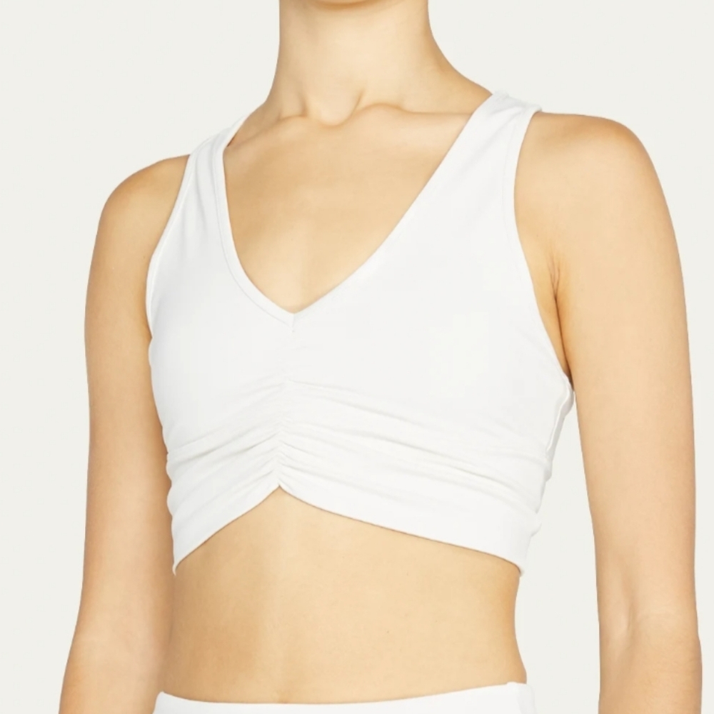 Alo Off white wild thing sport bra